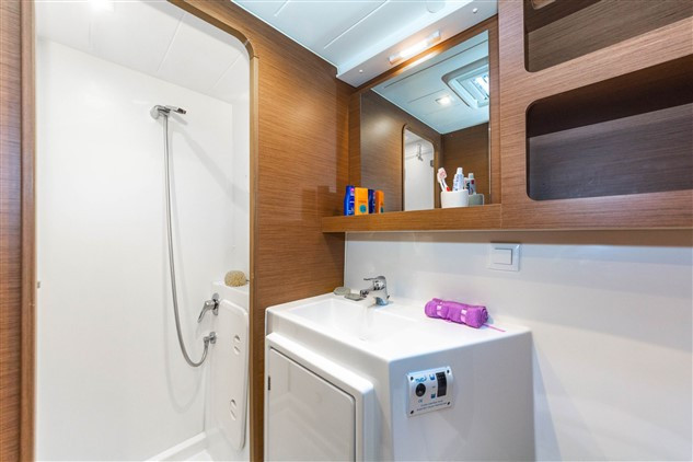 Yacht LAGOON - 42 "Aria"