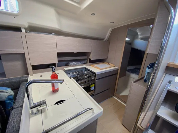 Yacht HANSE - 458 "Zoe"