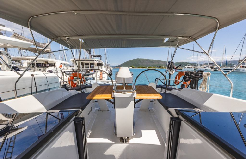 Yacht HANSE - 418 "Dafne"