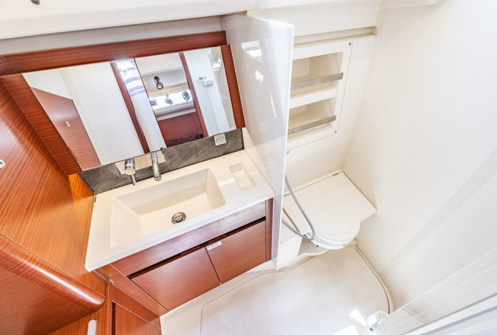 Yacht HANSE - 418 "Dafne"