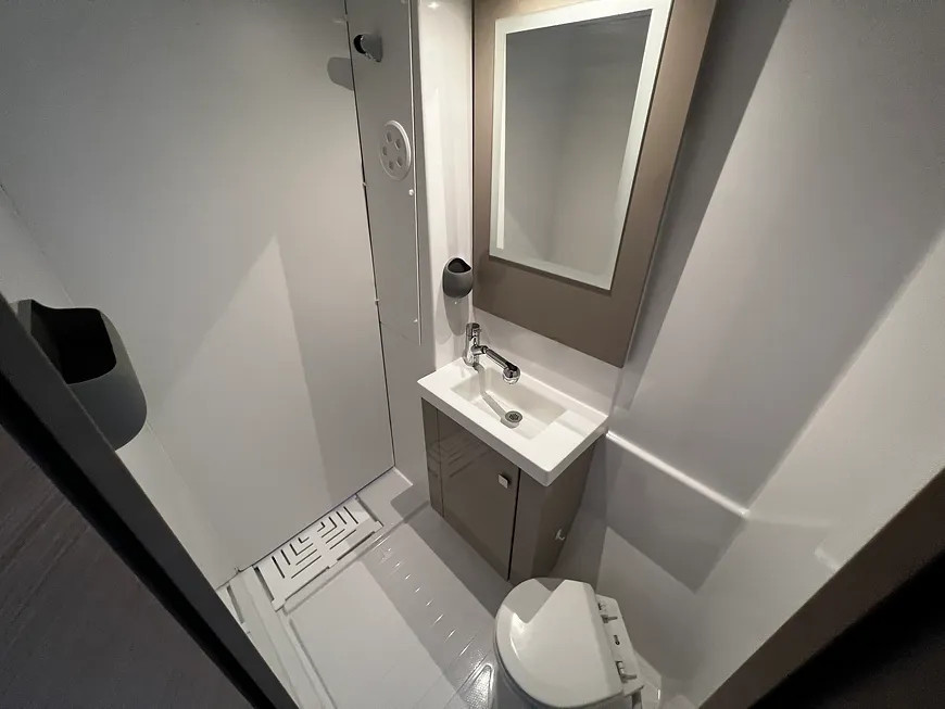 Yacht FOUNTAINE PAJOT - Astrea 42 "Jami"