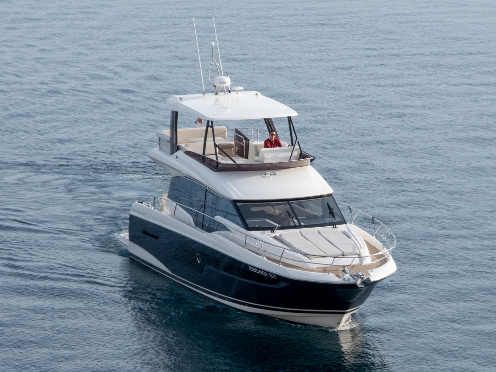 Yacht JEANNEAU - Prestige 520 Fly "Baby Indy"