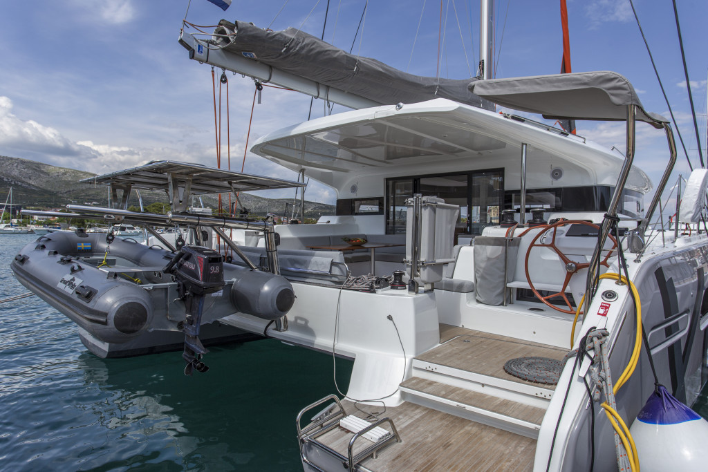 Yacht EXCESS-CATAMARANS - 15 "Tranquillity"