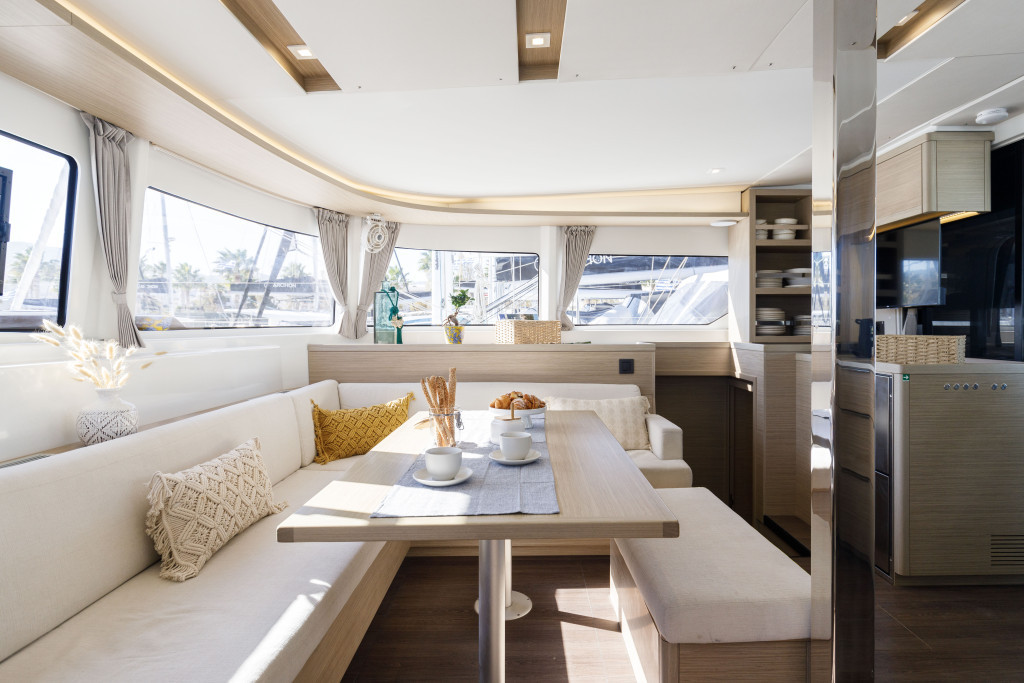 Yacht LAGOON - 46 "Si Mi Amor"