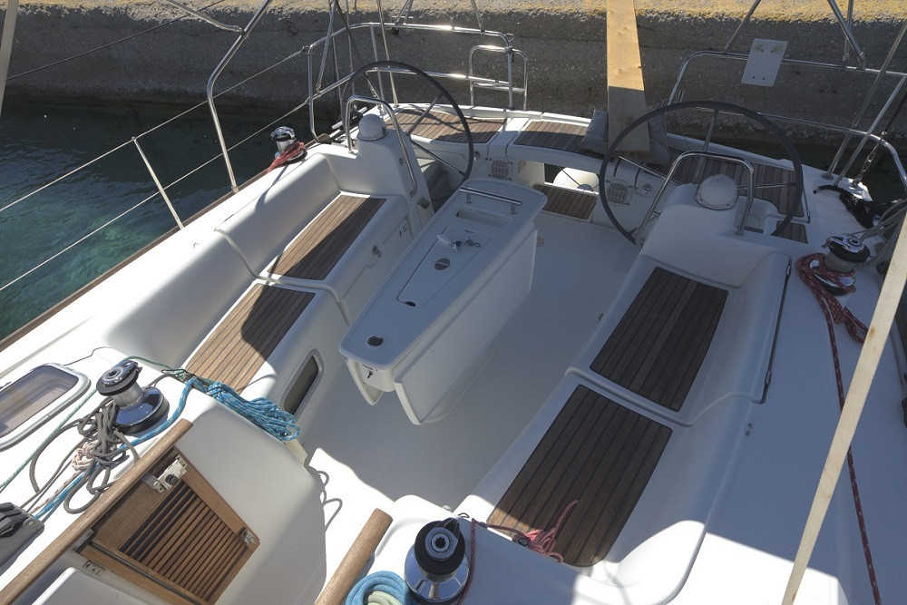 Yacht BENETEAU - Oceanis 43 "Aias"