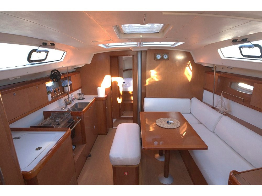 Yacht BENETEAU - Oceanis 43 "Aias"