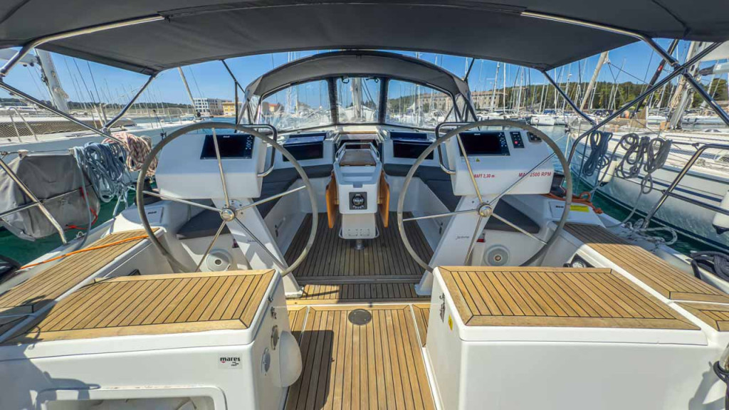 Yacht HANSE - 455 "Sea Legend"