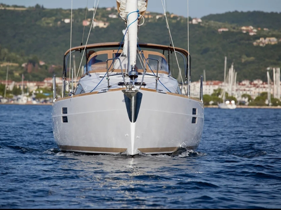 Yacht ELAN - Impression 35 "Aurora"