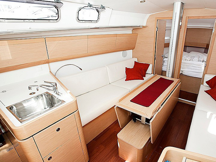 Yacht BENETEAU - First 35 "Rhea"