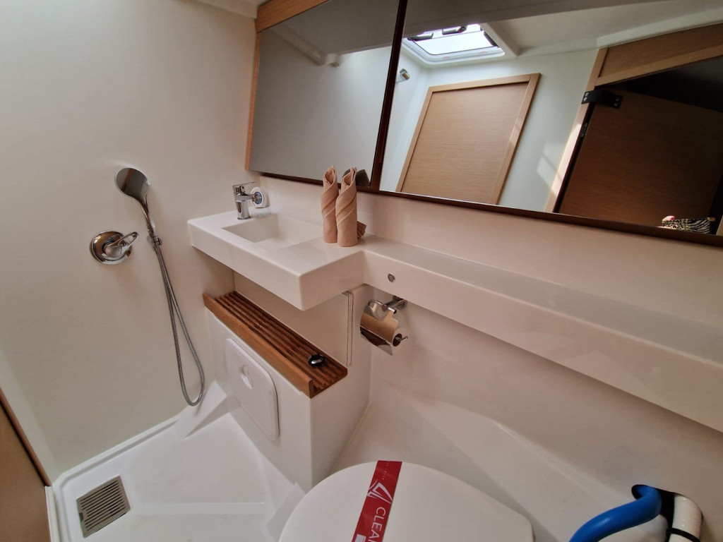 Yacht JEANNEAU - Sun Odyssey 440 "Koala II"