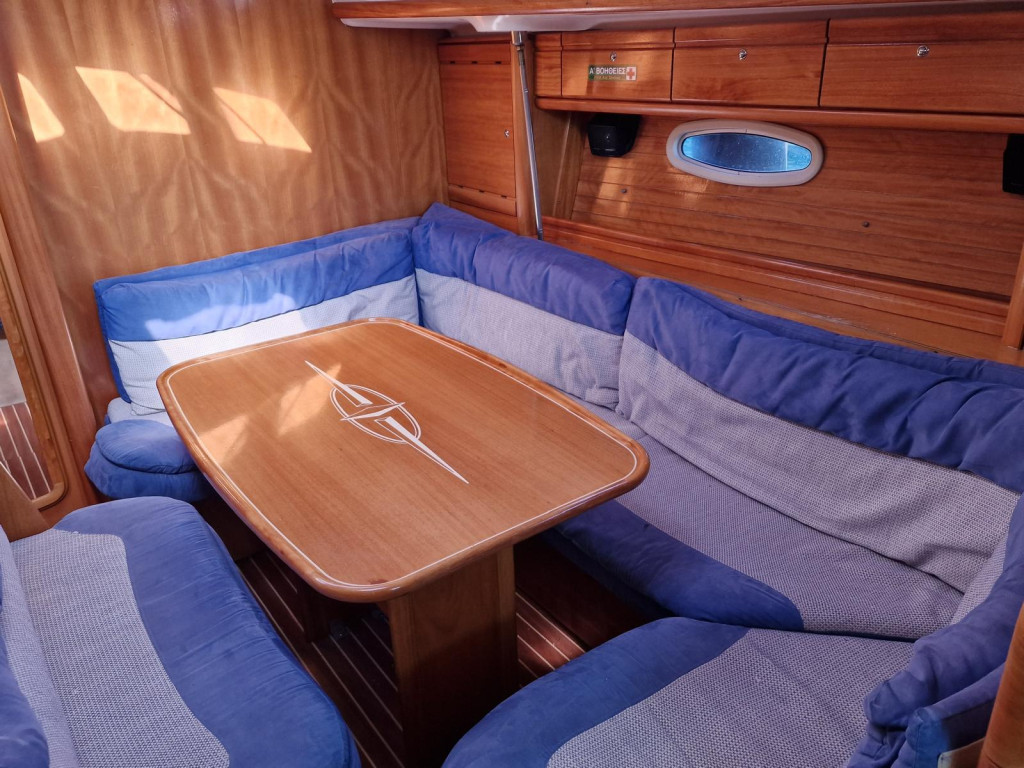 Yacht BAVARIA - 39 Cruiser "Eleni"