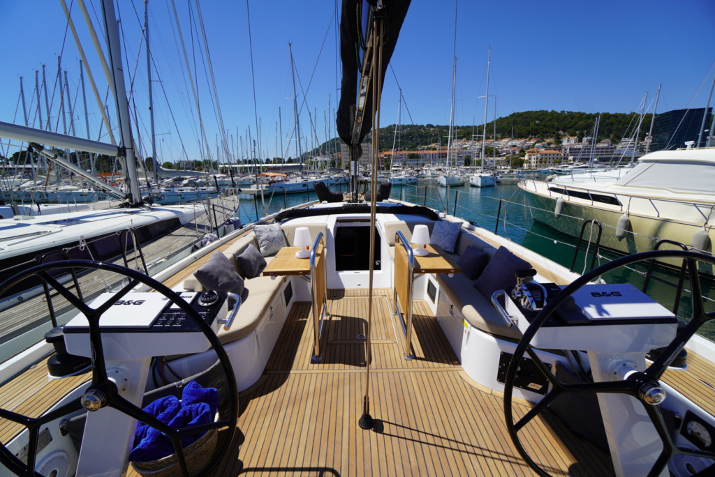 Yacht BENETEAU - First 53 "Zenith"