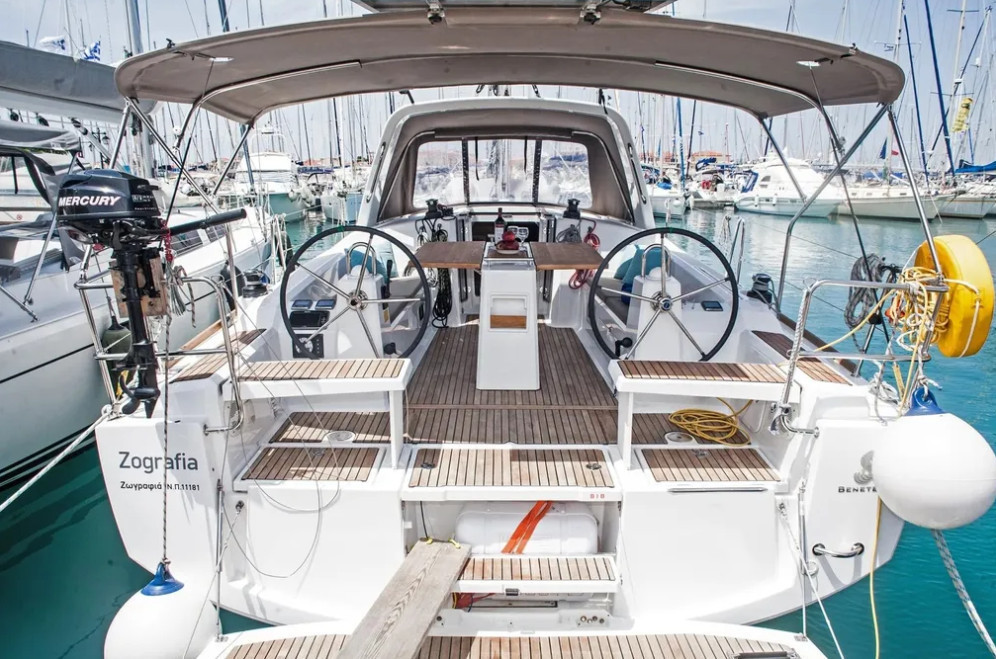 Yacht BENETEAU - Oceanis 38 "Zografia"