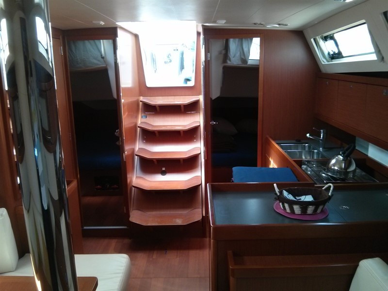 Yacht BENETEAU - Oceanis 41 "Warrior"