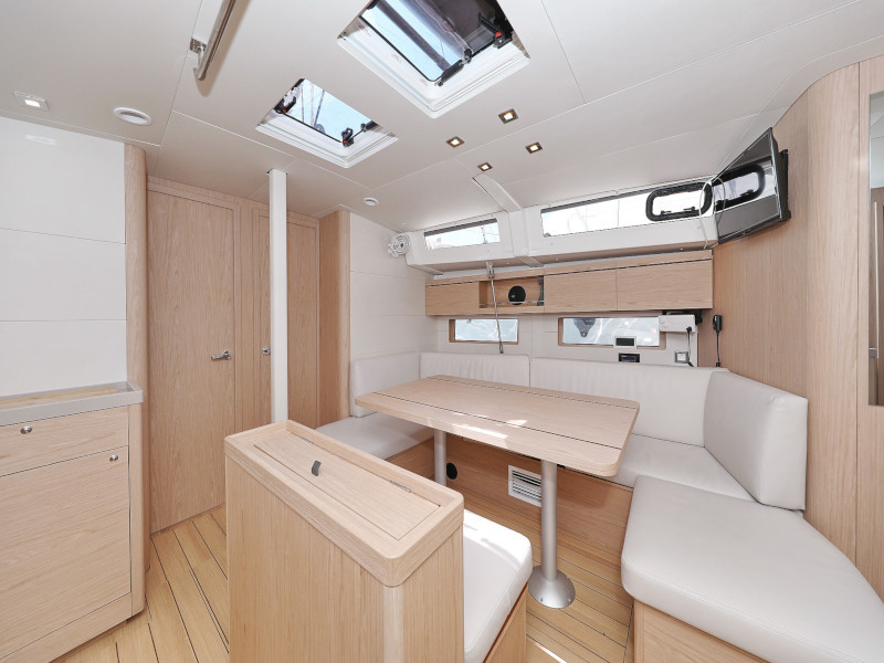 Yacht BENETEAU - Oceanis 46.1 "Mr. White"