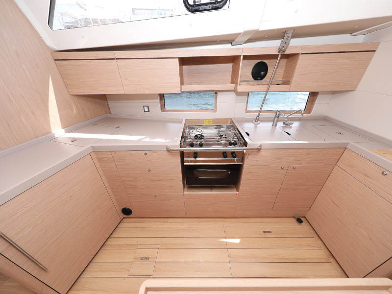 Yacht BENETEAU - Oceanis 46.1 "Mr. White"