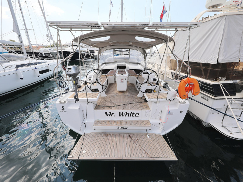 Yacht BENETEAU - Oceanis 46.1 "Mr. White"
