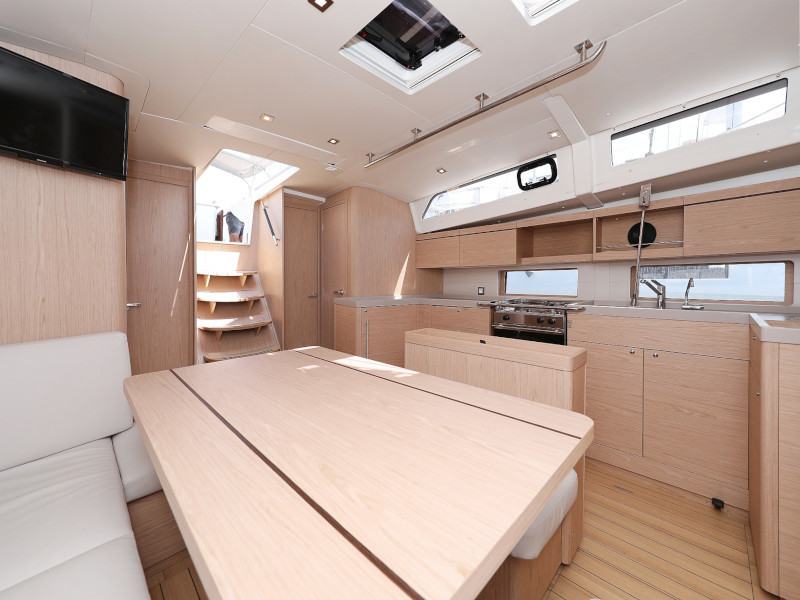 Yacht BENETEAU - Oceanis 46.1 "Mr. White"