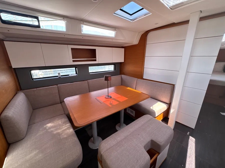 Yacht DUFOUR - 41 "Amunì"