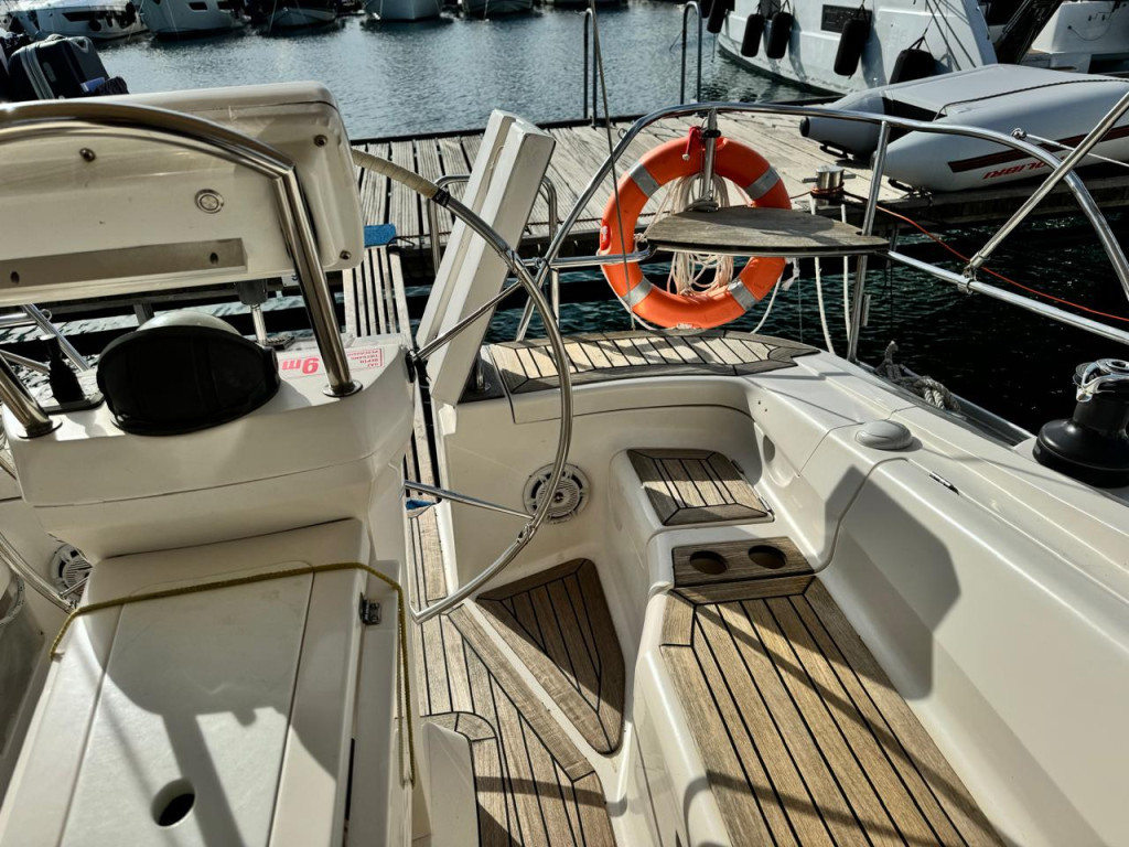 Yacht ELAN - 384 Impression "Sinje Sanje"