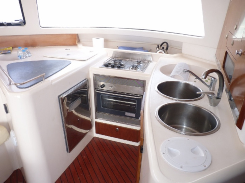 Yacht FOUNTAINE PAJOT - Belize 43 "Artemis K"