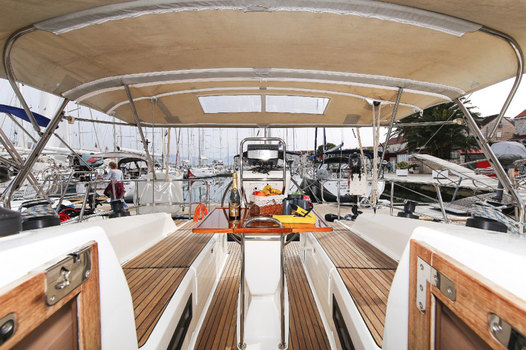 Yacht BAVARIA - Cruiser 36 "Wilma"