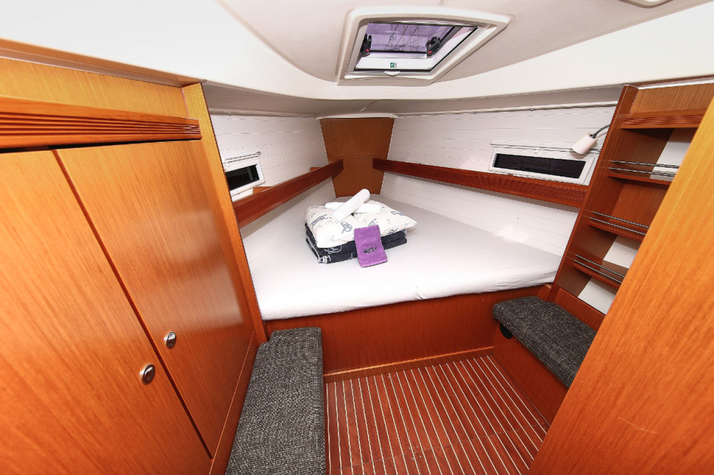 Yacht BAVARIA - Cruiser 36 "Wilma"