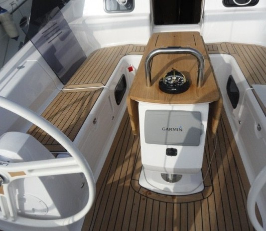 Yacht ELAN - 444 Impression "Reina"