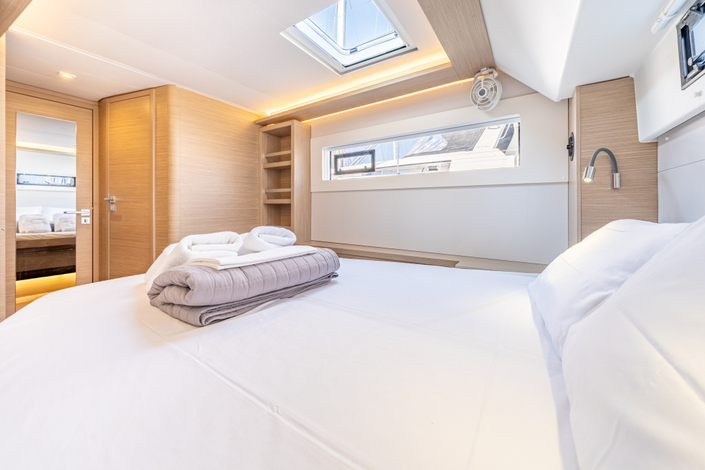 Yacht LAGOON - 46 "Enjoy"