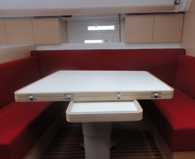 Yacht ELAN - 444 Impression "Reina"