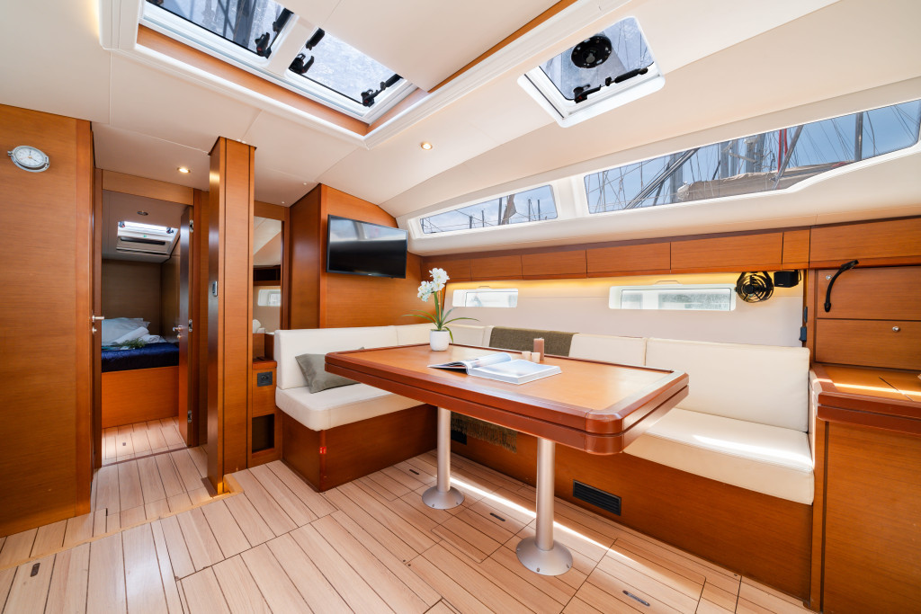 Yacht JEANNEAU - 54 "Celena IV"