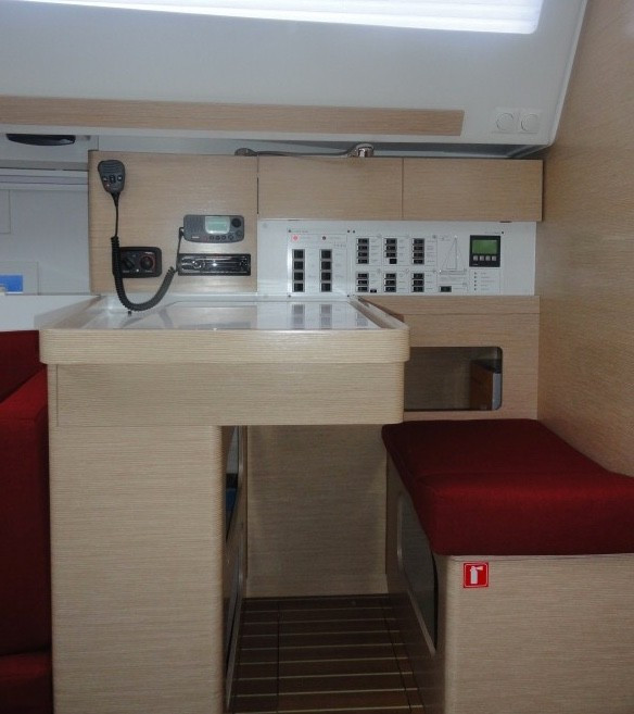 Yacht ELAN - 444 Impression "Reina"