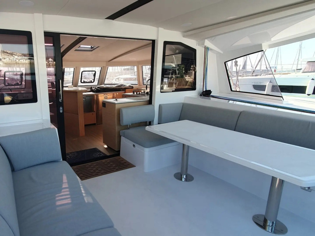 Yacht NAUTITECH - 44 Open "Double Memory"