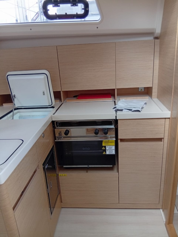 Yacht HANSE - 418 "Eleni"