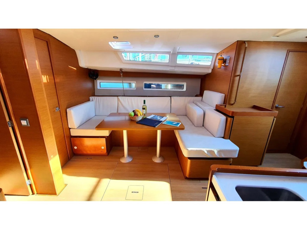 Yacht JEANNEAU - Sun Odyssey 490 "Dalion"
