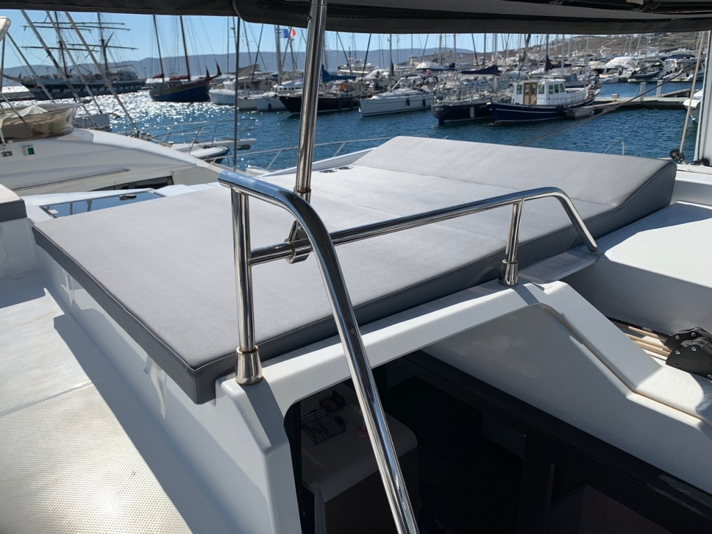 Yacht FOUNTAINE PAJOT - Elba 45 "Kon-tiki"