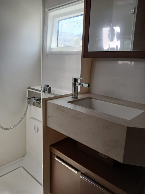 Yacht LAGOON - 46 "Ostraco"