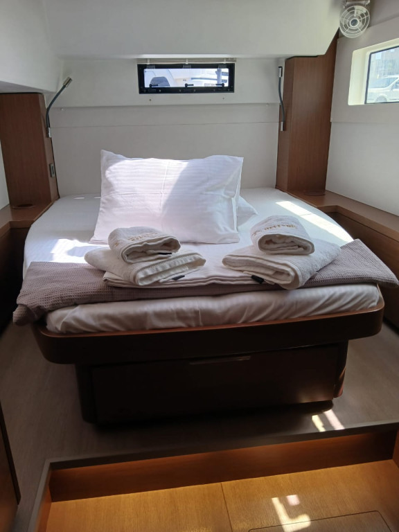 Yacht LAGOON - 46 "Ostraco"