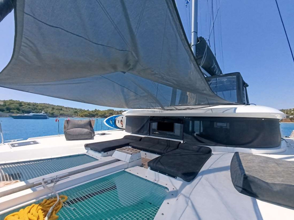 Yacht LAGOON - 46 "Omnia"