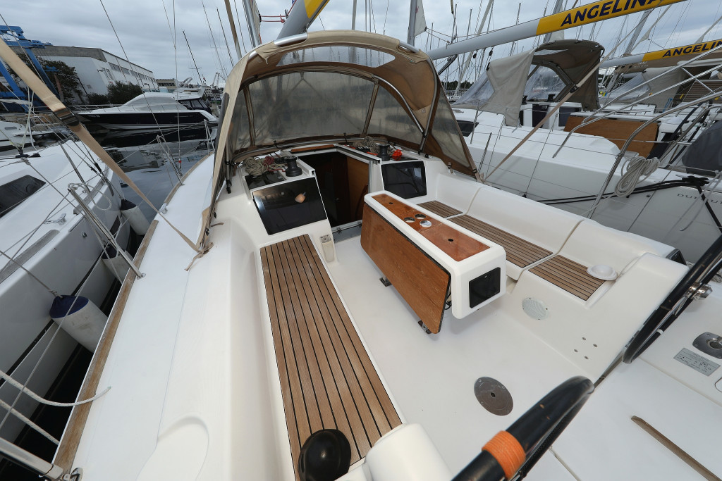 Yacht DUFOUR - 350 Grand Large "Feniks"