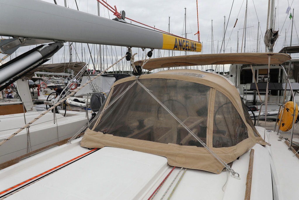 Yacht DUFOUR - 350 Grand Large "Feniks"