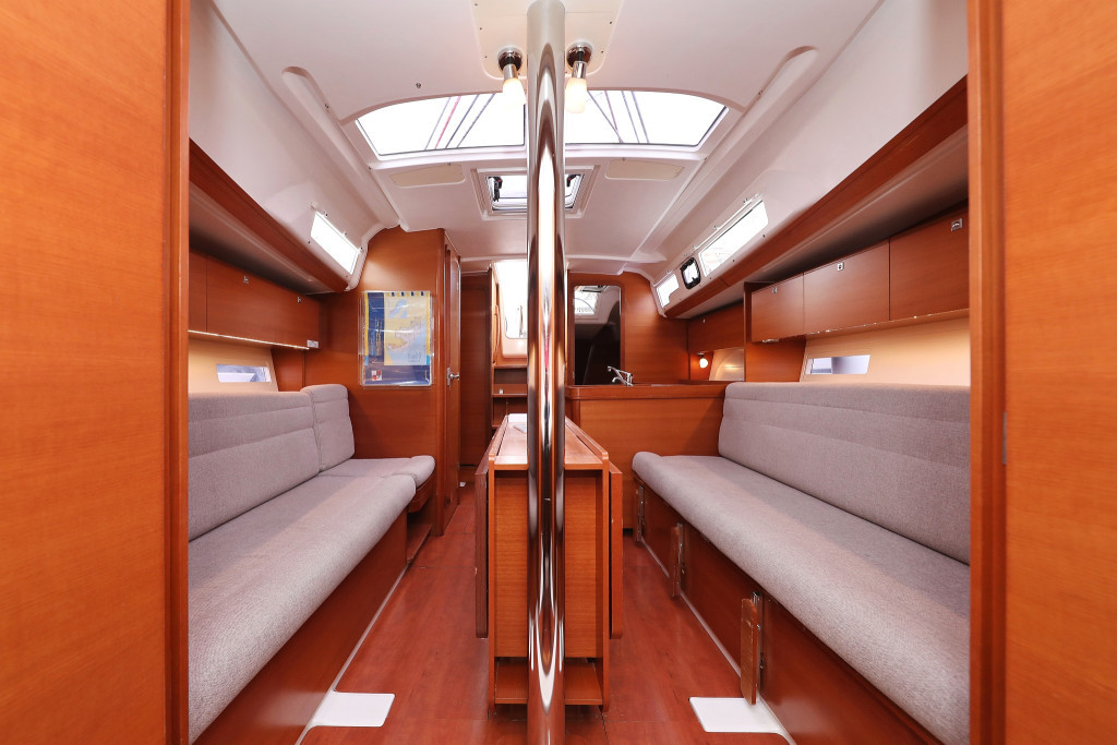 Yacht DUFOUR - 350 Grand Large "Feniks"