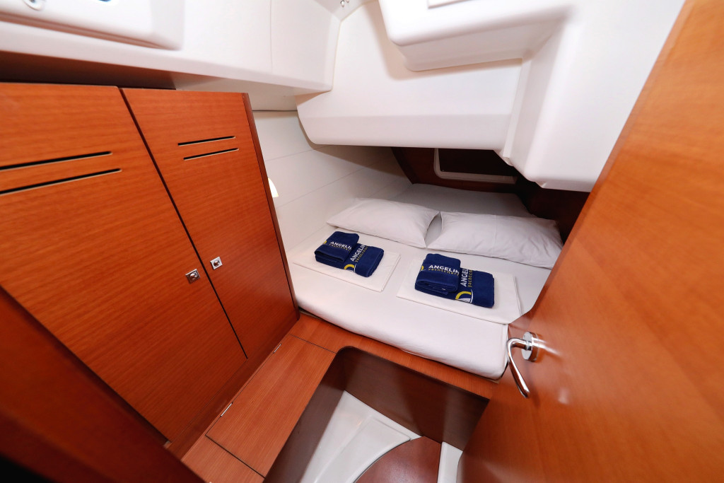 Yacht DUFOUR - 350 Grand Large "Feniks"