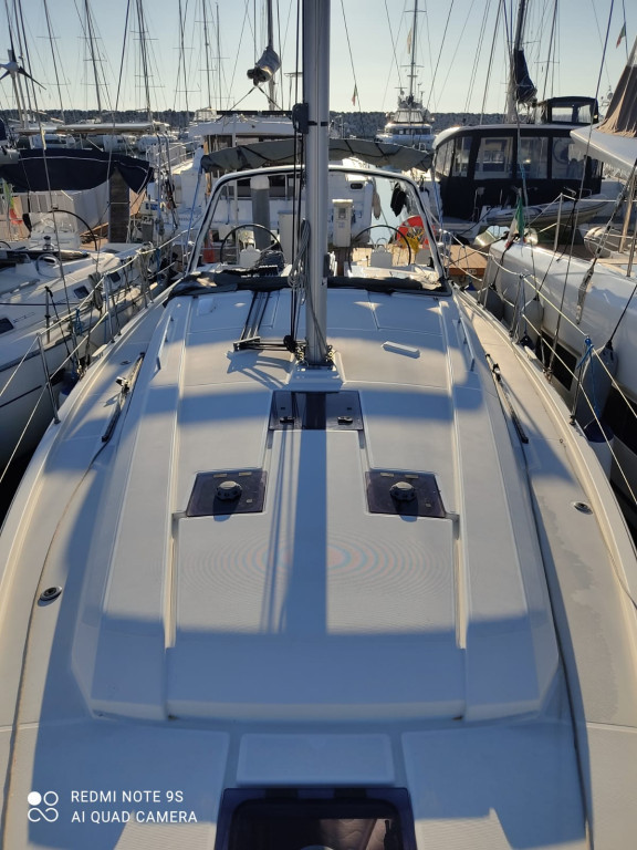 Yacht BENETEAU - Oceanis 41.1 "Nina"