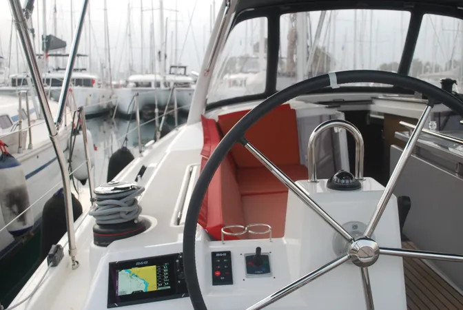 Yacht BENETEAU - Oceanis 41.1 "Alma"