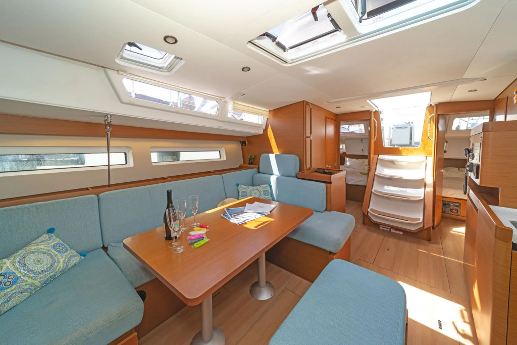 Yacht JEANNEAU - Sun Odyssey 490 "Queens of Utrecht"