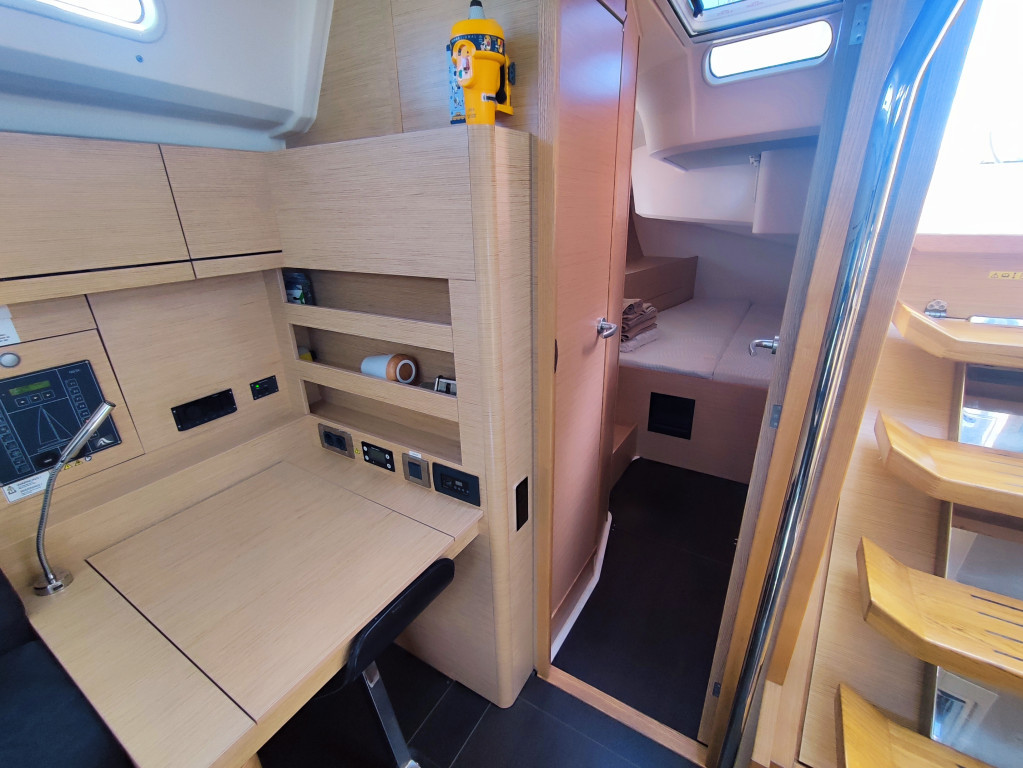 Yacht HANSE - 508 "Change of Seasons"