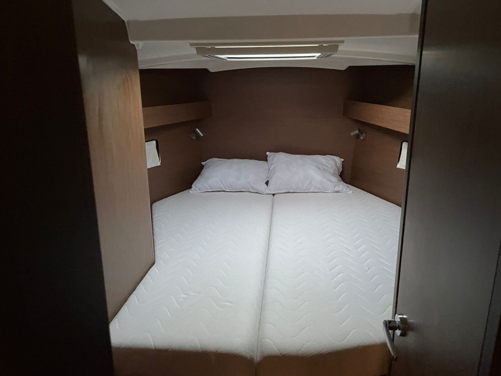 Yacht BENETEAU - Oceanis 40.1 "Aurora"