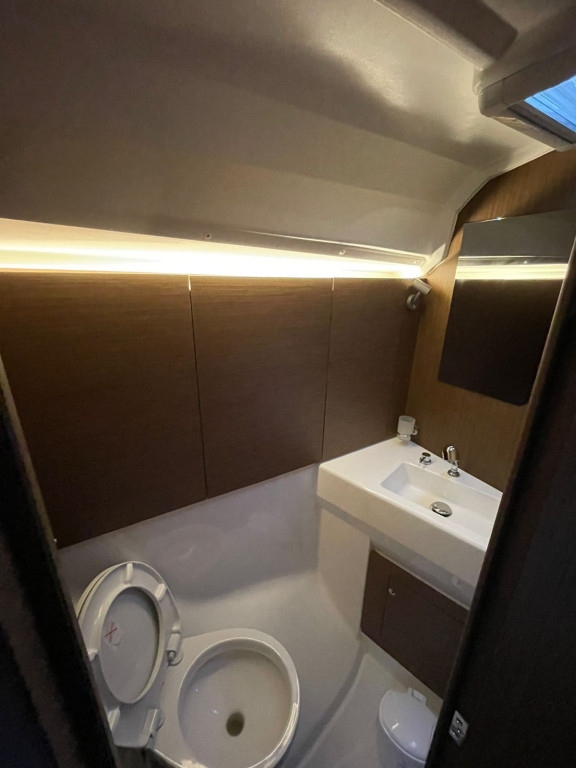 Yacht BENETEAU - Oceanis 40.1 "Aurora"