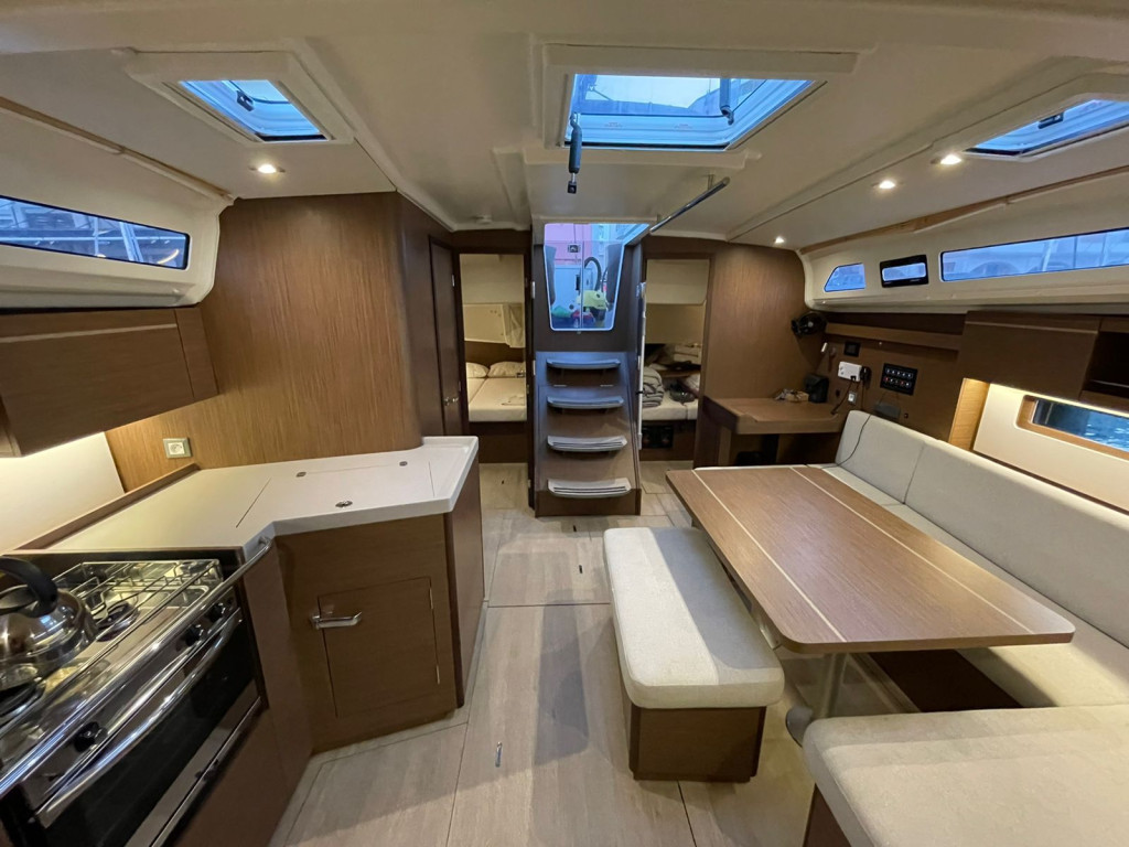 Yacht BENETEAU - Oceanis 40.1 "Aurora"